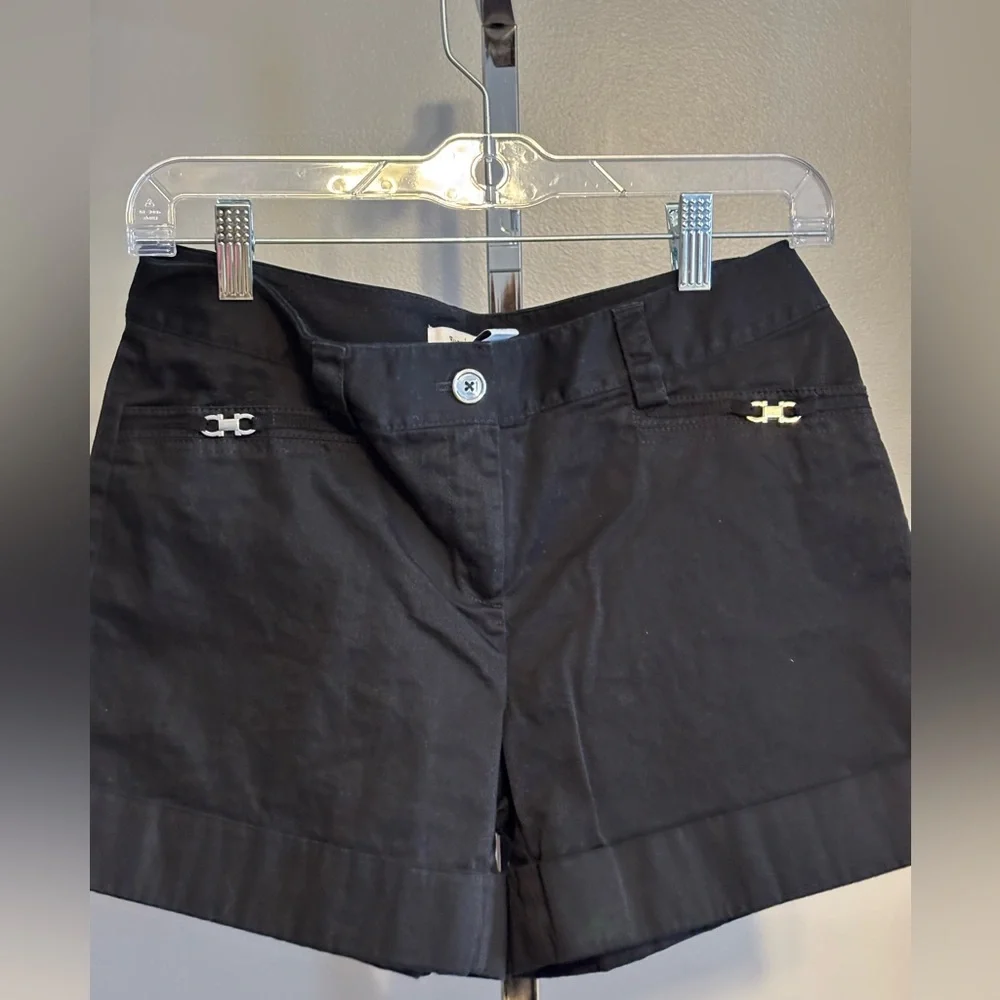 White‎ House Black Market Shorts Dress Black Women's Size 4 Silver Accents EUC